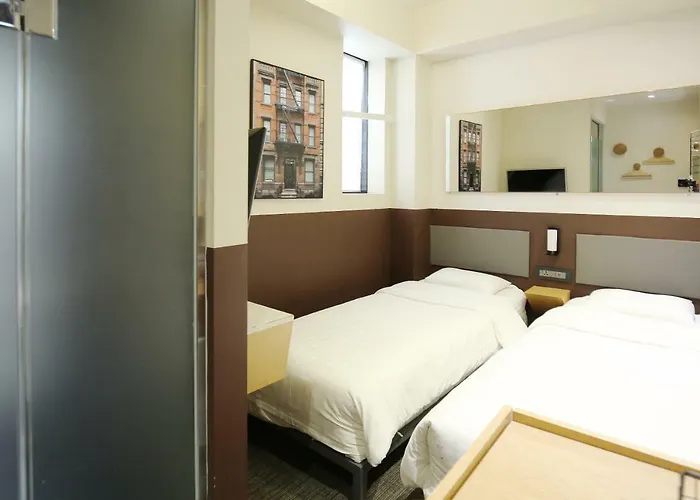 Hotel Uh 3*